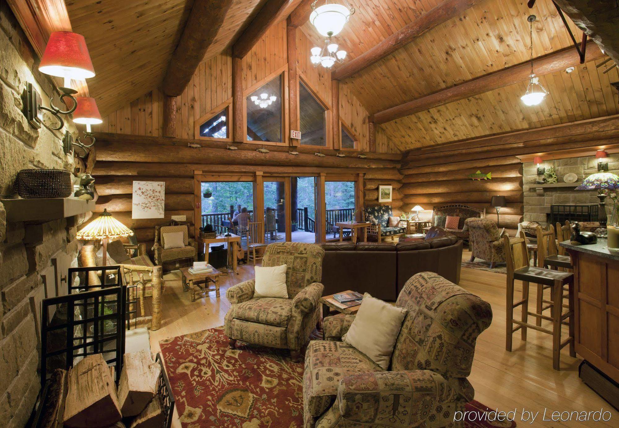 Trout Point Lodge Of Nova Scotia East Kemptville Interiør billede